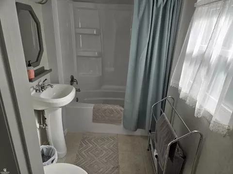 Bath - 4354 Brown, Avoca, MI 48006 photo 1 of 2