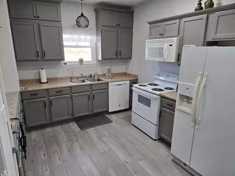 Kitchen - 4354 Brown, Avoca, MI 48006 photo 1 of 1
