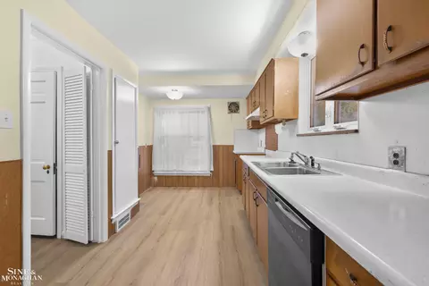 415 Lothrop, Grosse Pointe Farms, MI 48236 photo 10