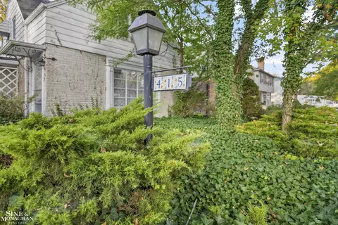 415 Lothrop, Grosse Pointe Farms, MI 48236 photo 2