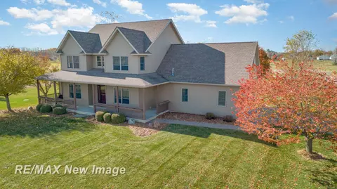4567 N Graham, Freeland, MI 48623