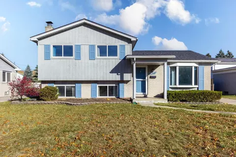 13663 Riverwood, Sterling Heights, MI 48312