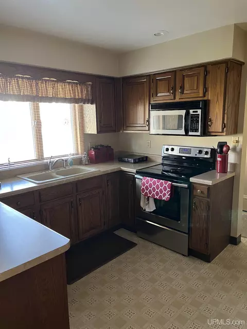 230 Stoneville, Ishpeming, MI 49849 photo 14