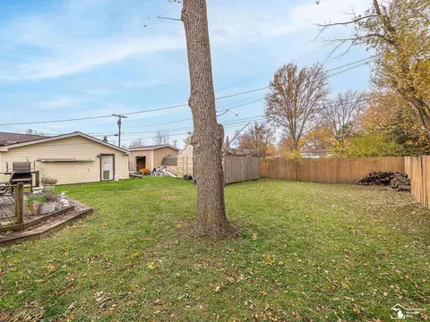 Exterior - 8655 Ida Maybee, Monroe, MI 48162 photo 8 of 11