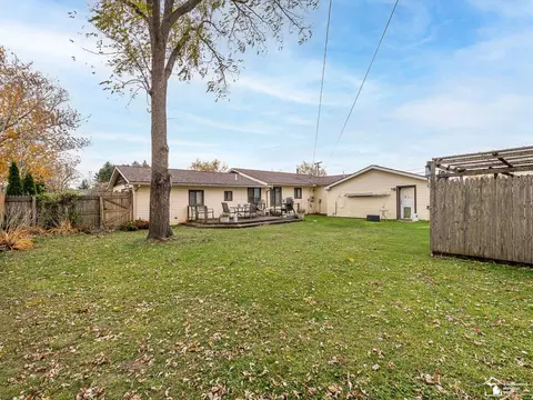 Exterior - 8655 Ida Maybee, Monroe, MI 48162 photo 9 of 11