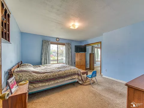 Bedroom - 8655 Ida Maybee, Monroe, MI 48162 photo 5 of 6