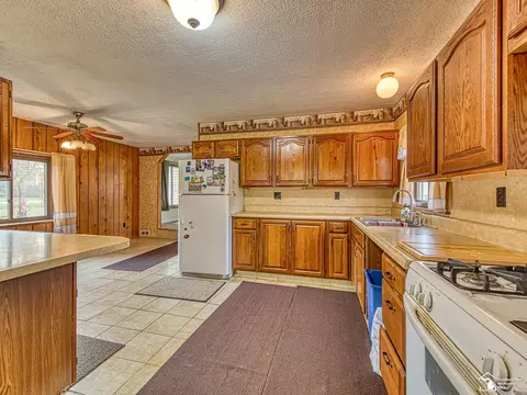 Kitchen - 8655 Ida Maybee, Monroe, MI 48162 photo 2 of 4