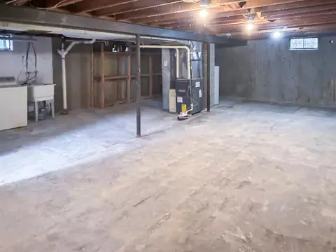 Other - 5501 Western, Flint, MI 48506 photo 2 of 3