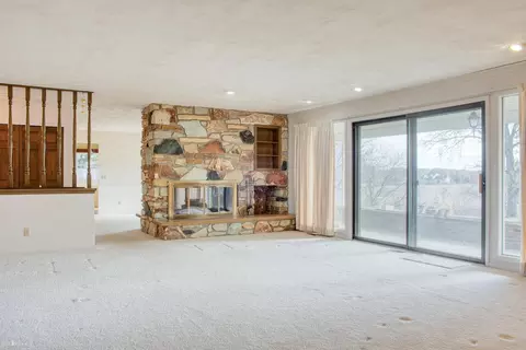 1932 E Hibbard, Owosso, MI 48867 photo 13