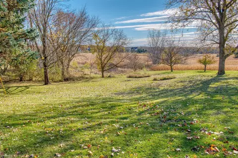 1932 E Hibbard, Owosso, MI 48867 photo 31