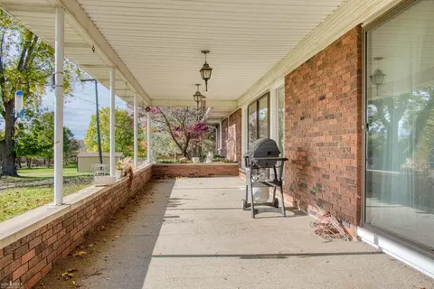 1932 E Hibbard, Owosso, MI 48867 photo 30