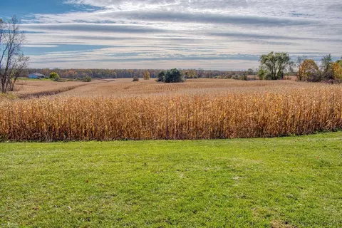 1932 E Hibbard, Owosso, MI 48867 photo 36