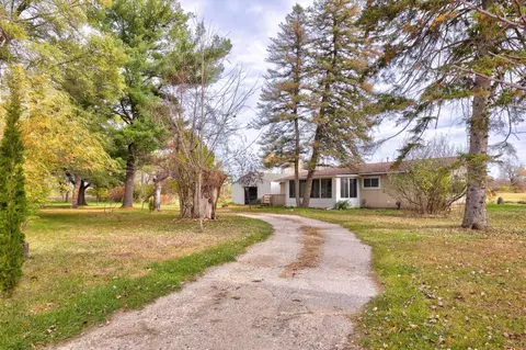 Exterior - 5675 Oak, Vassar, MI 48768 photo 2 of 11