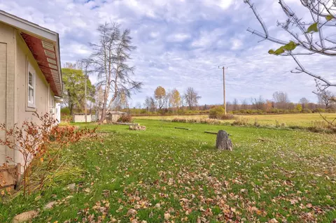 Exterior - 5675 Oak, Vassar, MI 48768 photo 10 of 11