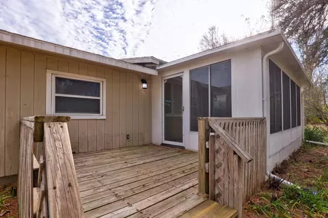 Exterior - 5675 Oak, Vassar, MI 48768 photo 4 of 11