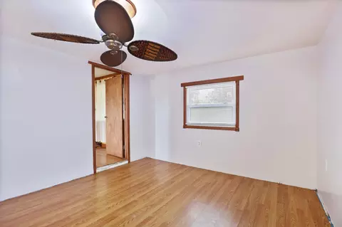 Bedroom - 5675 Oak, Vassar, MI 48768 photo 2 of 4