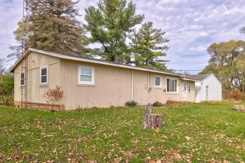 Exterior - 5675 Oak, Vassar, MI 48768 photo 7 of 11