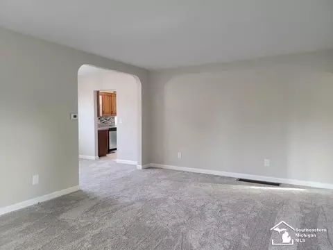 Living - 1132 N Macomb, Monroe, MI 48162 photo 5 of 5