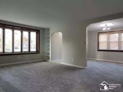 Living - 1132 N Macomb, Monroe, MI 48162 photo 3 of 5