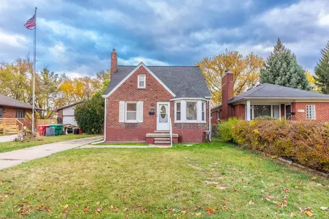 16042 Forest, Eastpointe, MI 48021