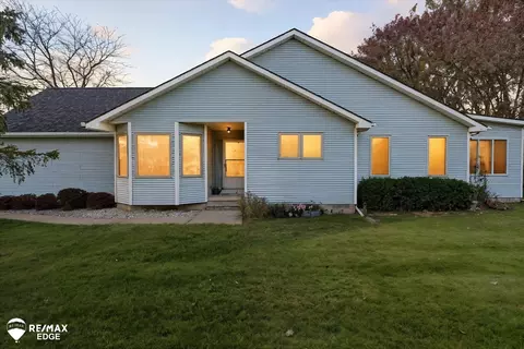 1067 Julie, Davison, MI 48423