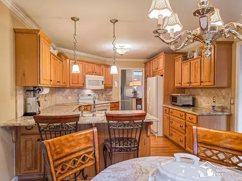 Kitchen - 1405 Baldwin, Monroe, MI 48162 photo 2 of 3