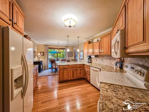 Kitchen - 1405 Baldwin, Monroe, MI 48162 photo 1 of 3