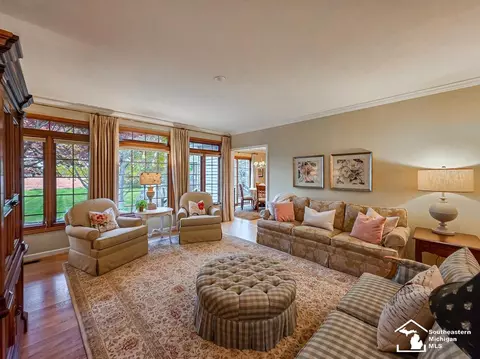Living - 1405 Baldwin, Monroe, MI 48162 photo 1 of 4