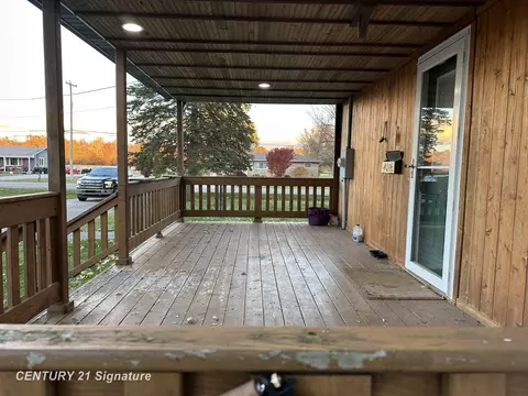 Exterior - 5281 Deland, Flushing, MI 48433 photo 3 of 12