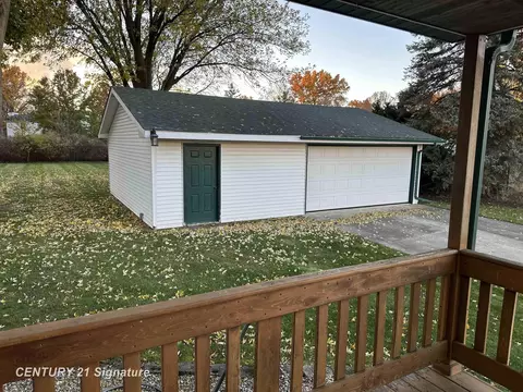 Exterior - 5281 Deland, Flushing, MI 48433 photo 5 of 12
