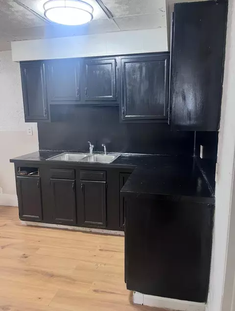 Kitchen - 730 Freeman, Flint, MI 48507 photo 2 of 3