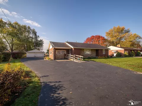 345 Lasalle, Monroe, MI 48162