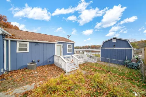 Exterior - 9500 Humphrey, Reading, MI 49274 photo 3 of 10