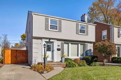 2158 Lennon, Grosse Pointe Woods, MI 48236