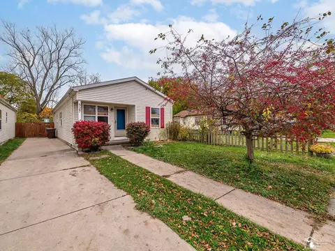 527 Railroad, Monroe, MI 48161