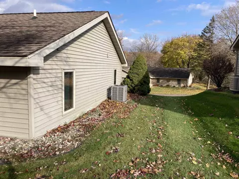 Exterior - 606 Kemp, Gladwin, MI 48624 photo 7 of 8