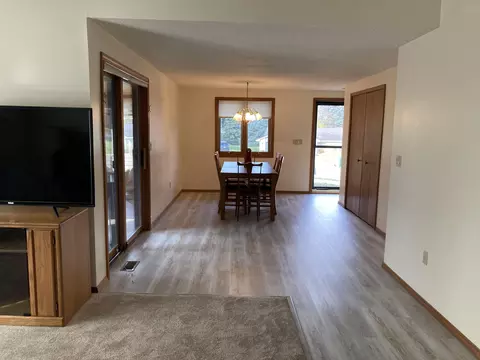 Dining - 606 Kemp, Gladwin, MI 48624 photo 1 of 3