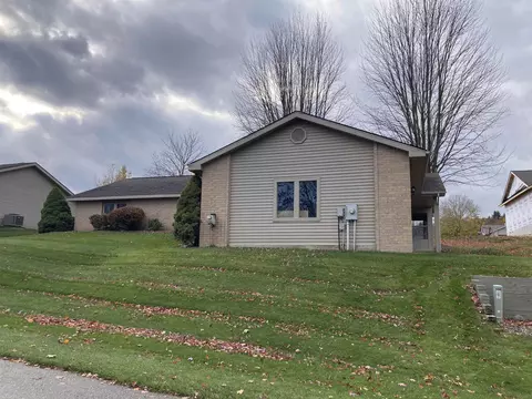 Exterior - 606 Kemp, Gladwin, MI 48624 photo 8 of 8