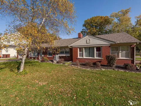3211 Parkwood, Monroe, MI 48162