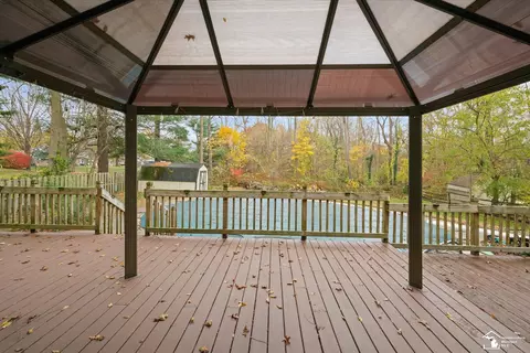 Exterior - 7655 Coventry, Temperance, MI 48182 photo 10 of 10