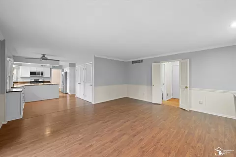 Living - 7655 Coventry, Temperance, MI 48182 photo 7 of 7