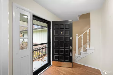Entry Way - 7655 Coventry, Temperance, MI 48182 photo 1 of 4