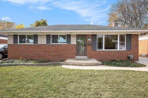 29649 Dover, Warren, MI 48088