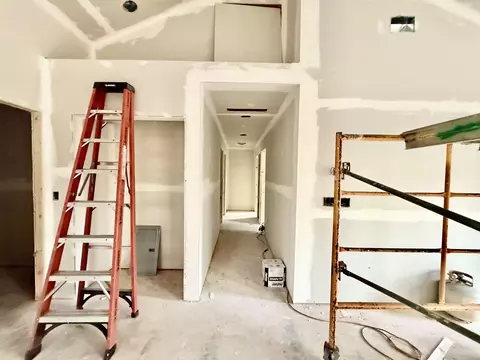 Entry Way - 385 Mayer, Saint Clair, MI 48079 photo 4 of 15