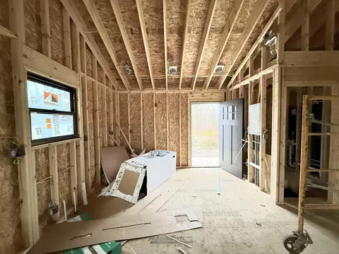 Entry Way - 385 Mayer, Saint Clair, MI 48079 photo 9 of 15