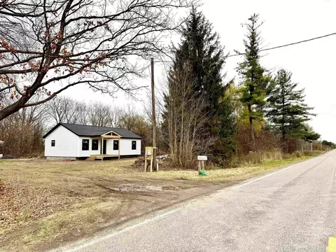 Exterior - 385 Mayer, Saint Clair, MI 48079 photo 3 of 5
