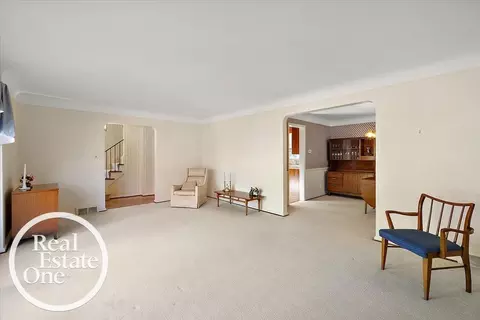 1769 Newcastle, Grosse Pointe Woods, MI 48236 photo 6