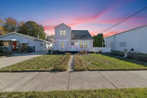 27024 Nanton, Madison Heights, MI 48071