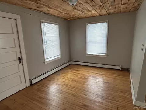 Bedroom - 727 E Rdg, Ishpeming, MI 49849 photo 1 of 8