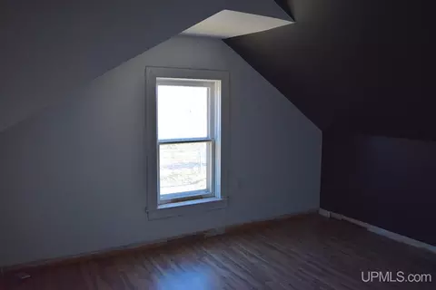 Bedroom - 727 E Rdg, Ishpeming, MI 49849 photo 8 of 8